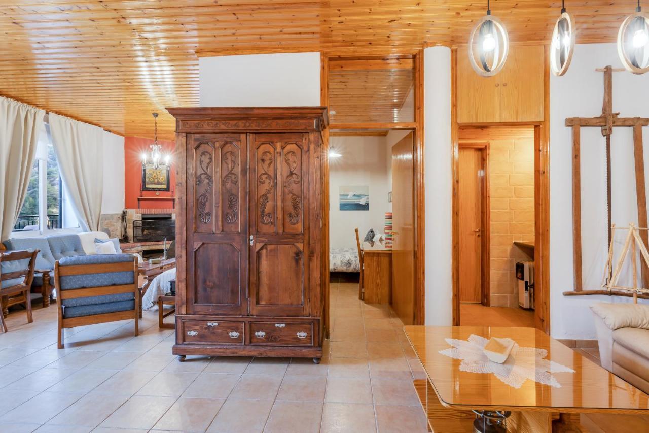 House Eufrosyne Apartman Mutulász Kültér fotó